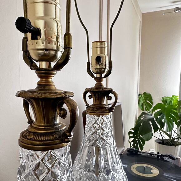 FREE SHIP Hollywood Regency TWO SET Vintage Lamp Crystal Glass Like Westfield - Picture 14 of 16